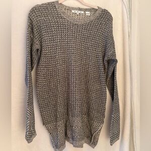 Elegant Gray Women's Crew Neck Sweater